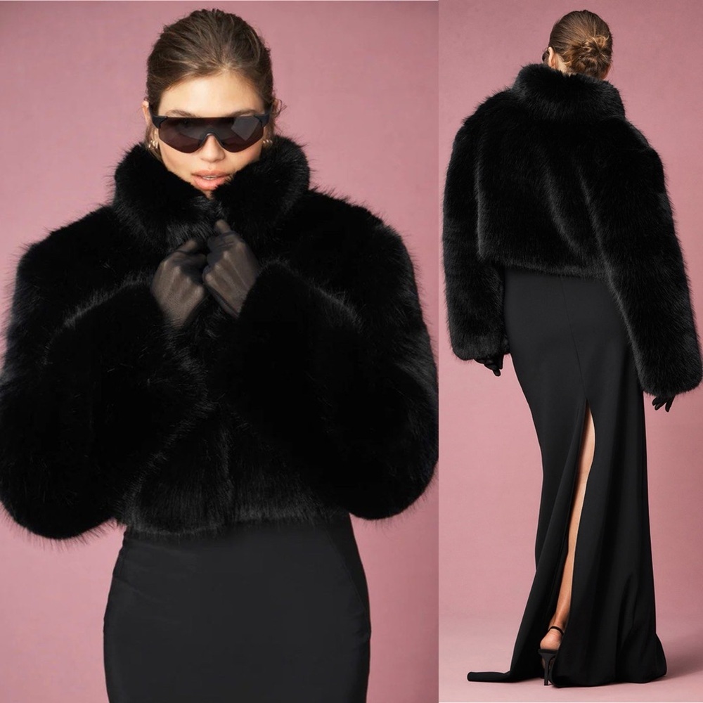 ALO Yoga Opulent Faux Fur Cropped Jacket Black - Picture 2 of 14